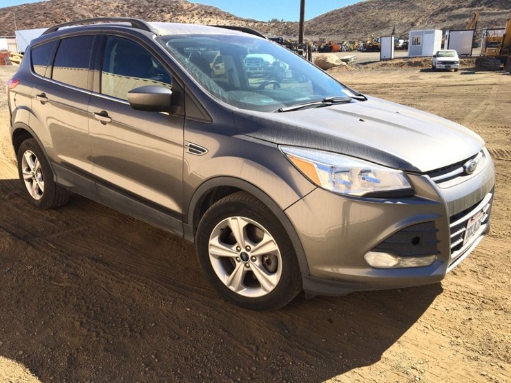 2014-ford-escape-se-image-2