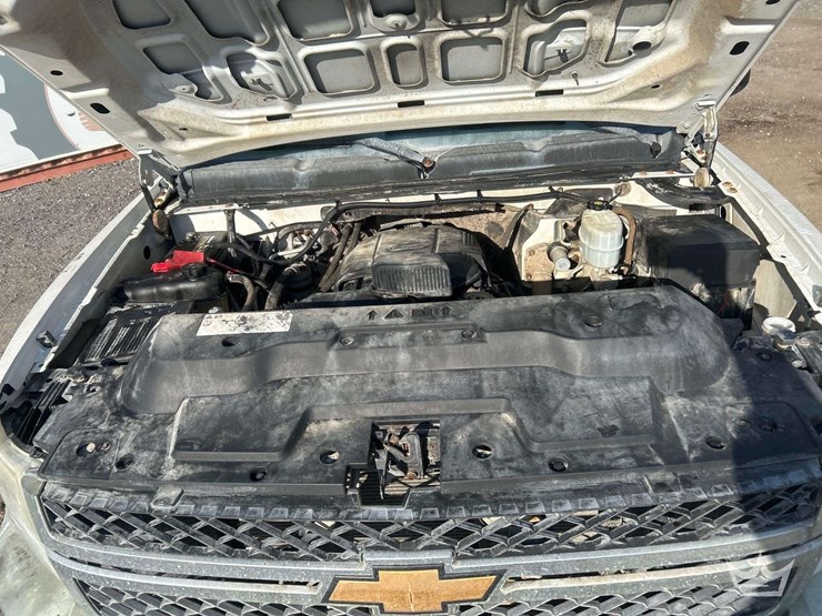 2012-chevrolet-silverado-2500hd-image-6