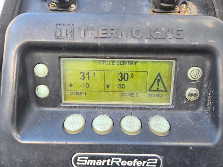 2015-great-dane-trailer-image-8