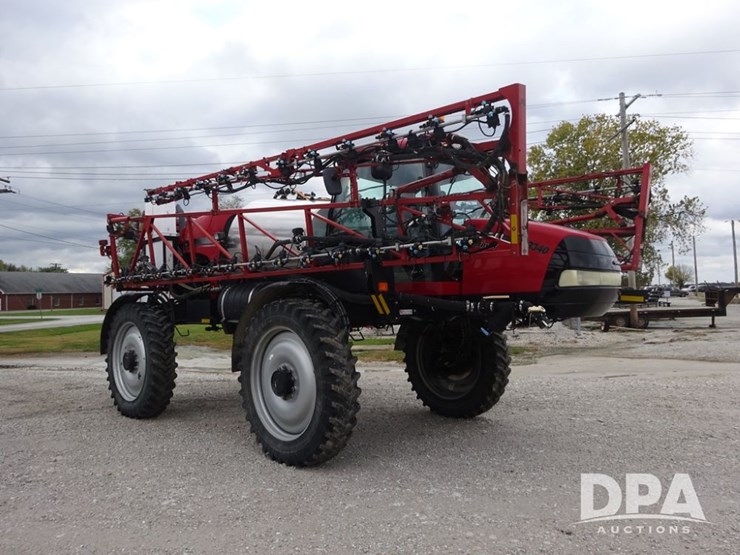 2019-case-ih-patriot-3340-image-1