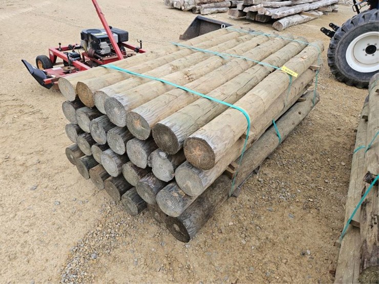 #3061-•-28-6"-x-8'-wood-posts-image-7