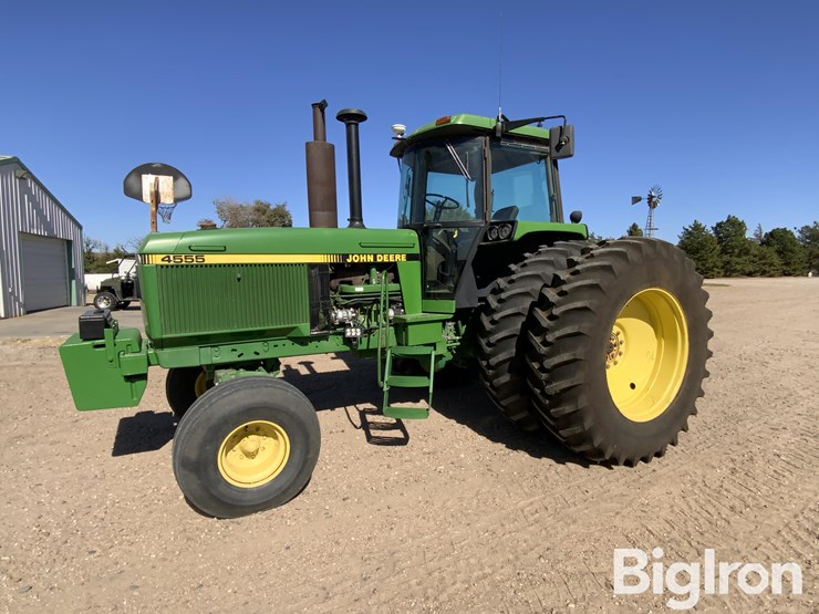 1990-john-deere-4555-image-1