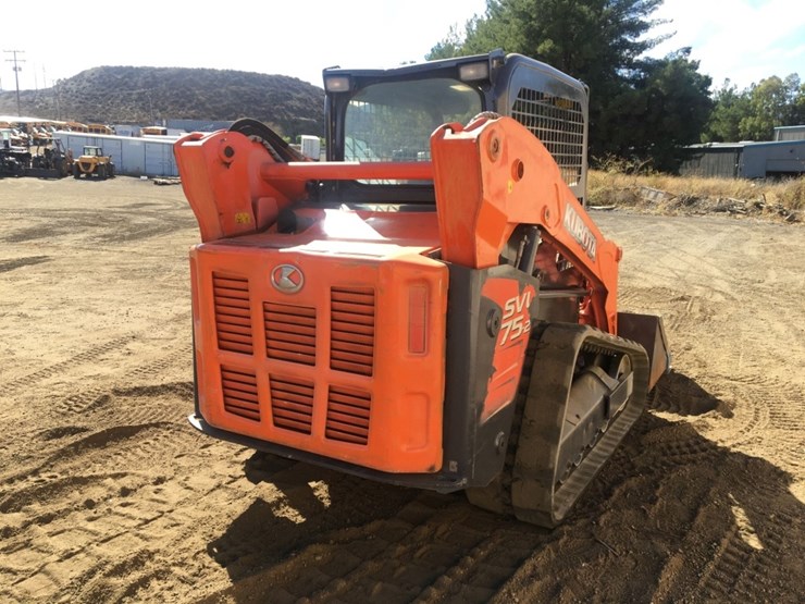 2015-kubota-svl75-2-image-3