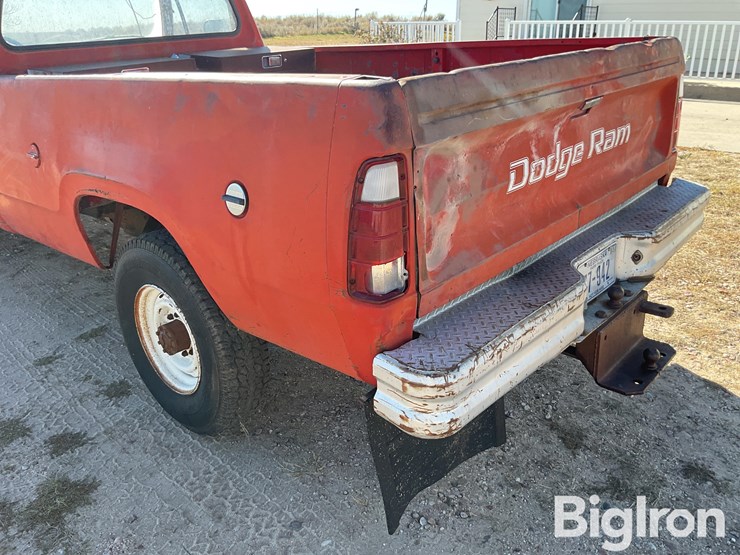 1980-dodge-power-wagon-image-15