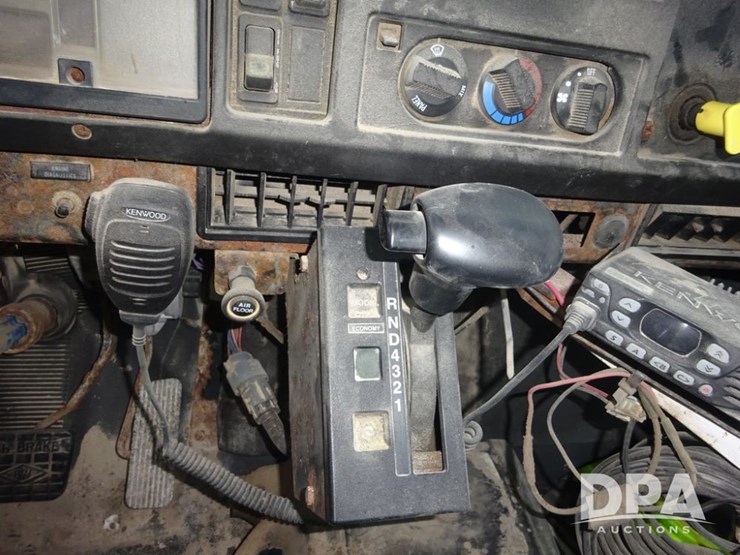 2002-international-2554-image-71