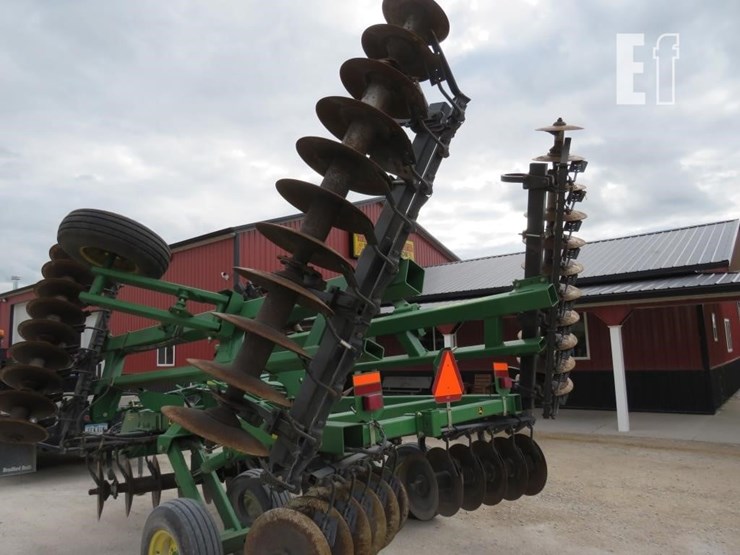 2004-john-deere-637-image-9