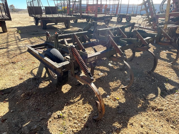 #5921-•-glencoe-giant-c-chisel-plow-image-4