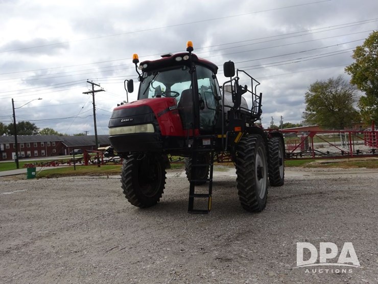 2019-case-ih-patriot-3340-image-16