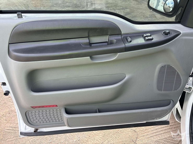 2006-ford-f250-image-13