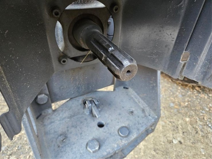 new-holland-tn65-image-19