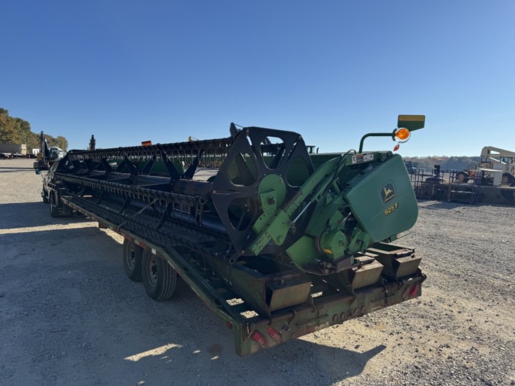 john-deere-925f-image-2