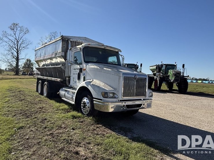 2002-international-9200-image-2