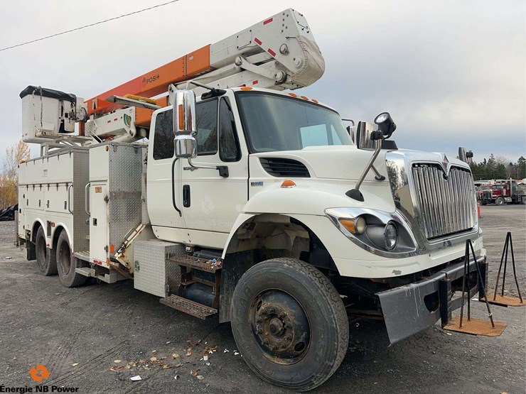 2012-international-7400-image-3