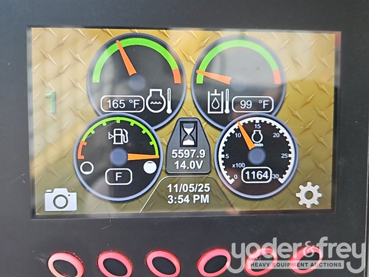 2019-caterpillar-262d3-image-26