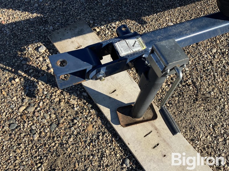 harvest-international-h1084xt-torpedo-auger-w/swing-hopper-image-9