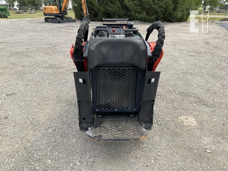 2024-kubota-scl1000-image-4