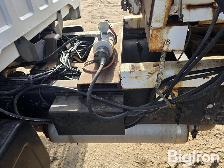 2000-caterpillar-3126-image-18