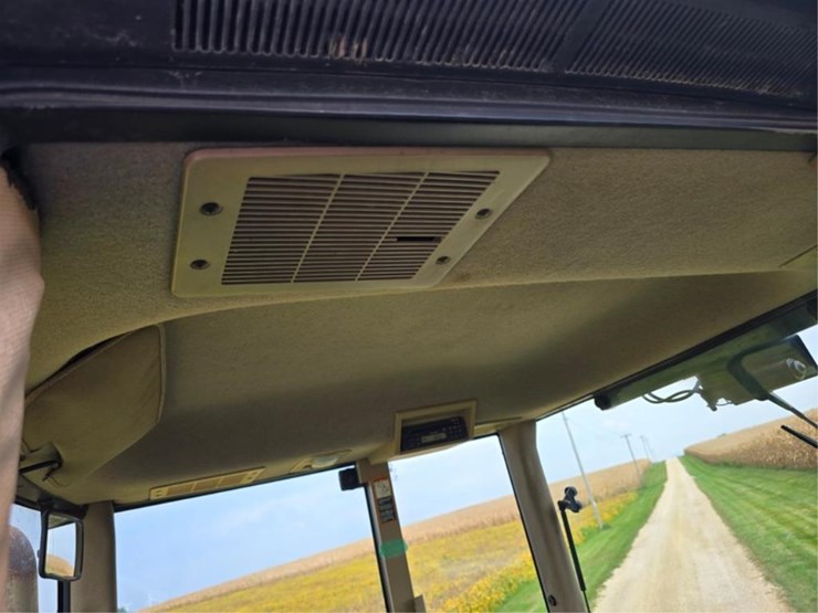 john-deere-7610-image-23