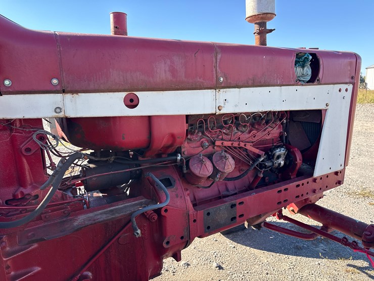 1965-international-706-image-30