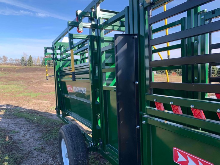 arrow-quip-748-ef-8-portable-chute-image-18