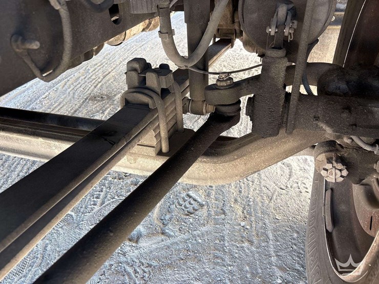 2017-ford-f650-image-31