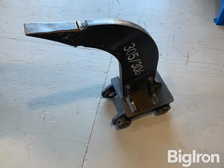 caterpillar-305-image-1