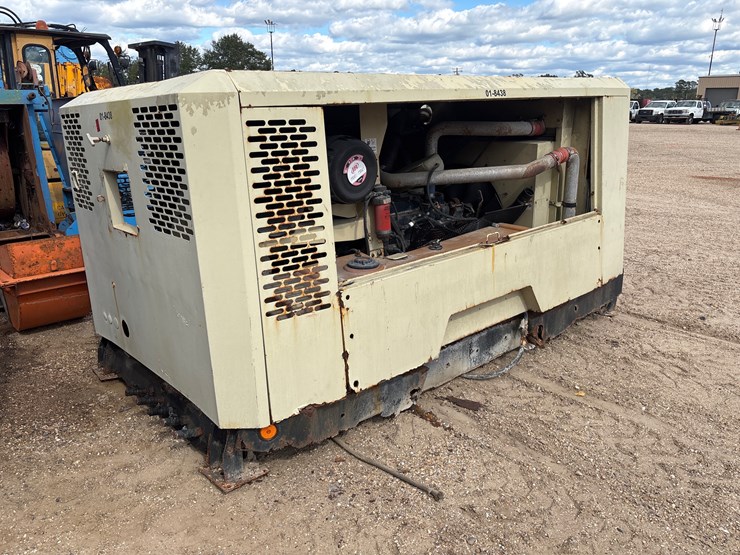 #2606-•-doosan-vhp400-air-compressor-|-for-parts/repairs-image-1