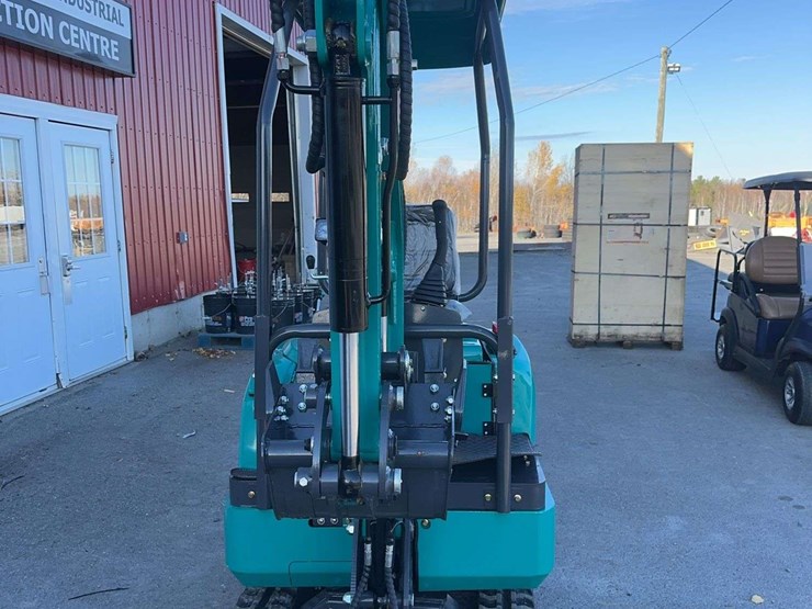 2025-cfg-qk16z-mini-excavator-image-2