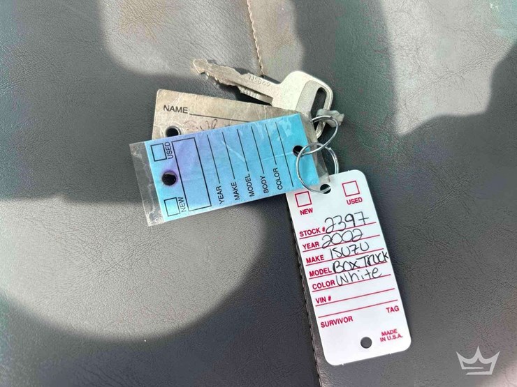 2002-isuzu-npr-image-35