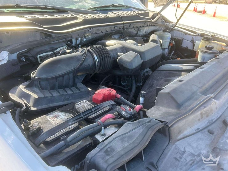 2017-ford-f350-image-13