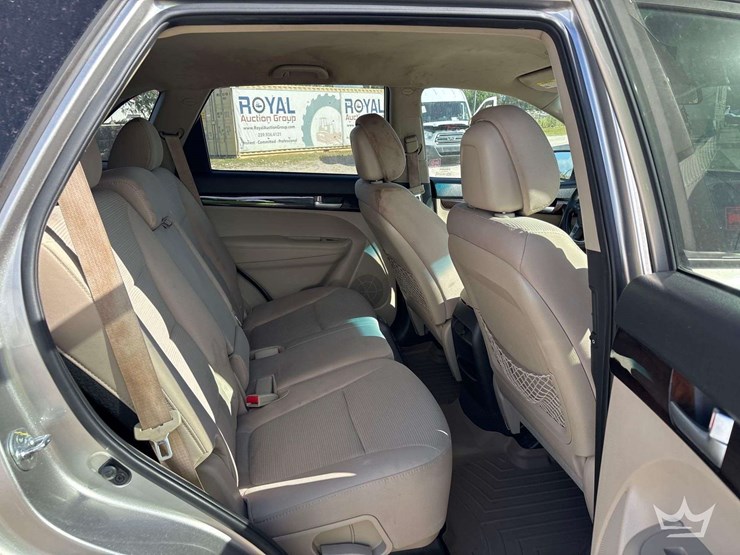 2015-kia-sorento-image-22