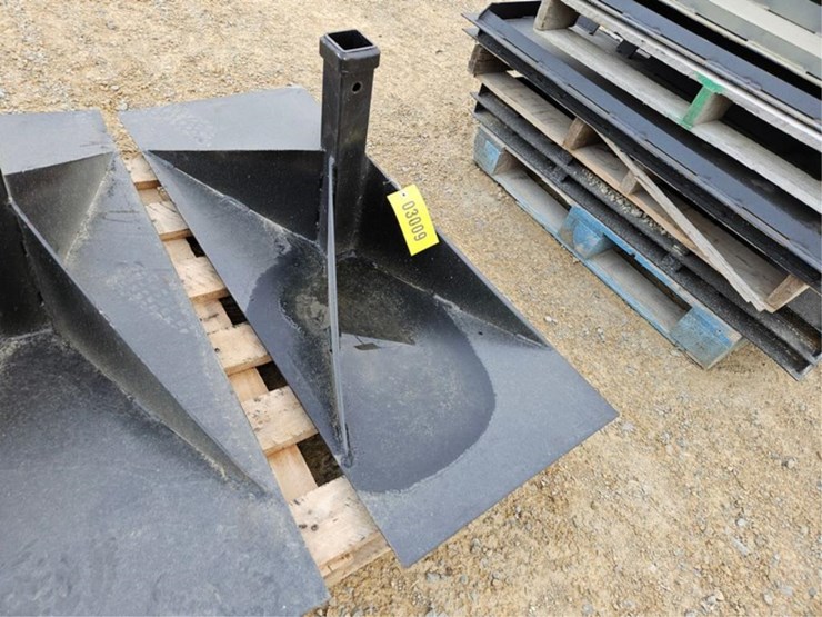 #3009-•-trailer-mover-image-2