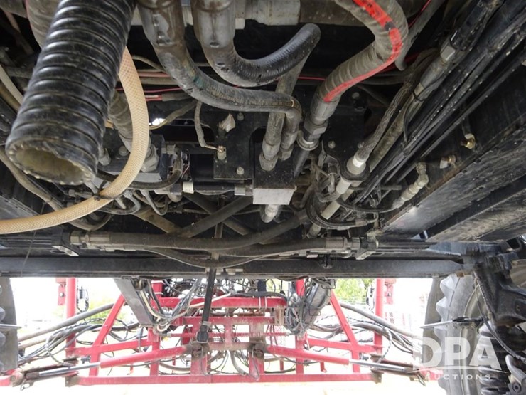 2019-case-ih-patriot-3340-image-87