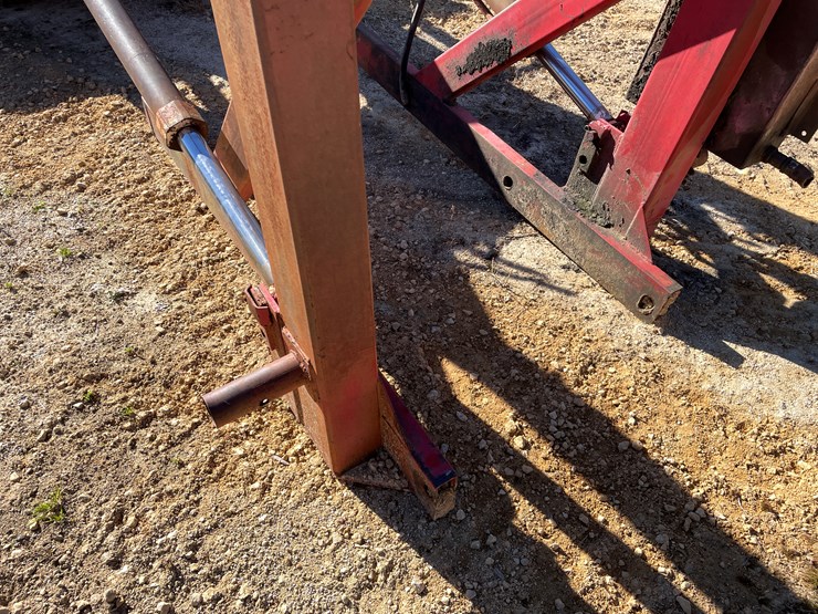 #5937-•-leon-front-end-loader-image-15