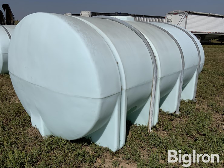 2550-gallon-poly-tank-image-5