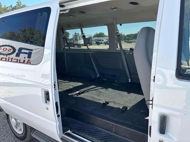 2007-ford-e350-image-20