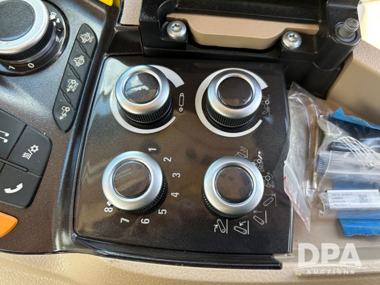 2024-case-ih-magnum-340-image-26