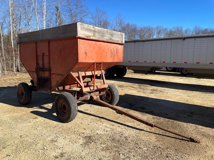 #5931-•-gravity-box-on-running-gear-image-3