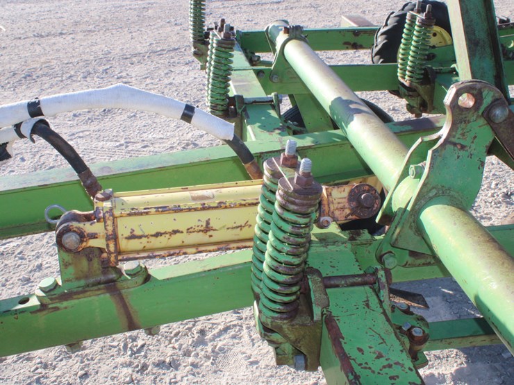 john-deere-100-image-29