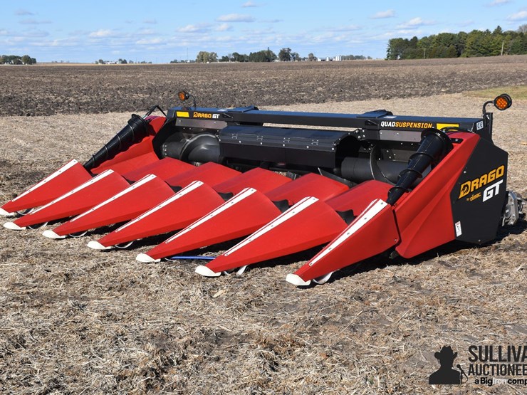 2022-drago-gt-6r30-corn-head-image-1