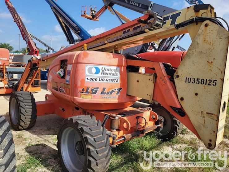 2015-jlg-600aj-image-2