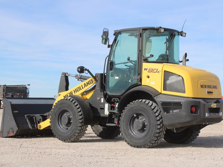 2021-new-holland-w80c-image-6