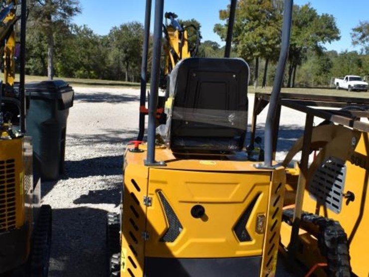 cfg-mx12r-mini-excavator-(serial-#-mx12r2025j0000110)-(k)-image-3