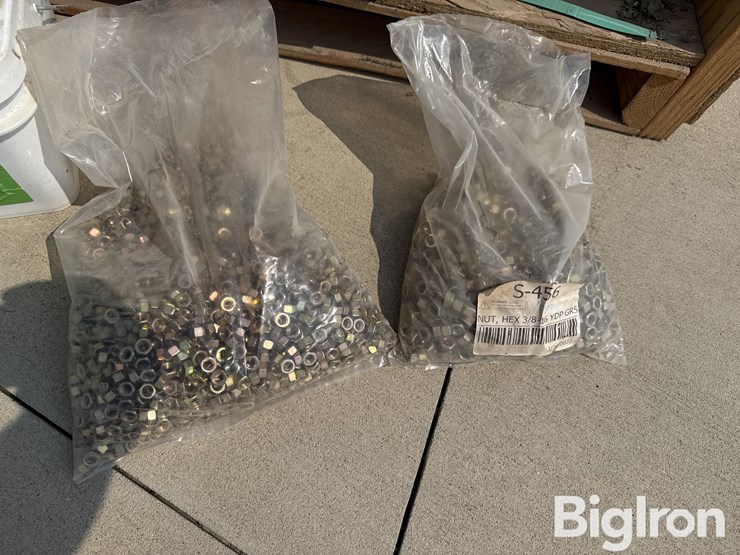 grain-bin-miscellaneous-bolts-&-parts-image-9