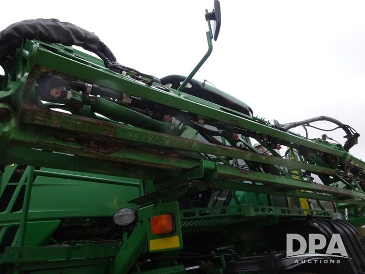 2015-john-deere-r4038-image-64