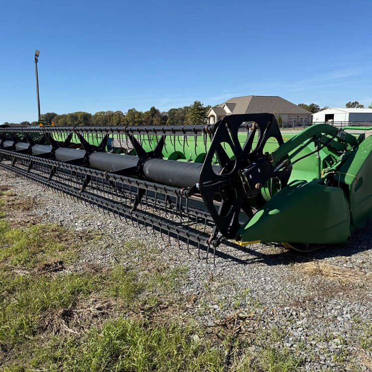 2008 JOHN DEERE 635F