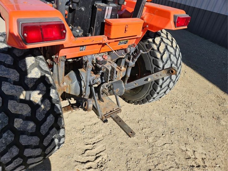 kubota-m5700-image-14