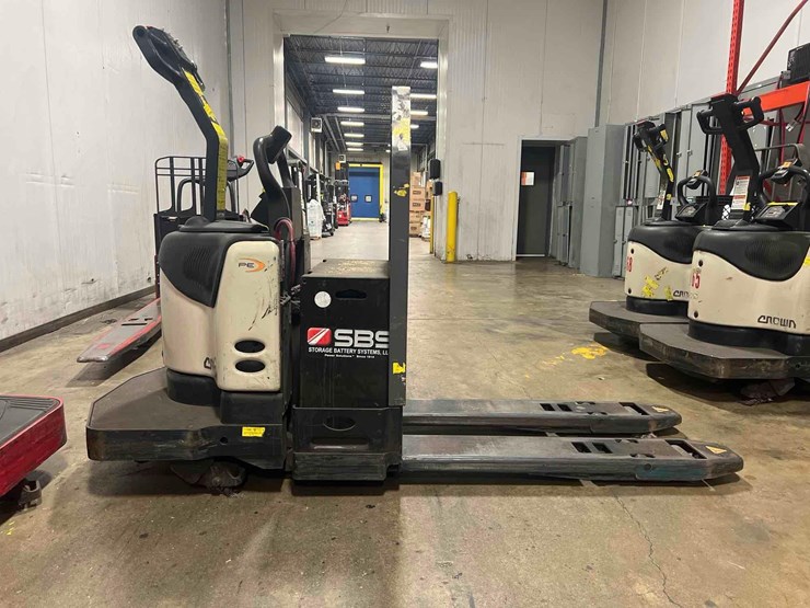 2018-crown-pe4500-60-image-1