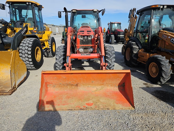 2020-kubota-m6-131-image-2