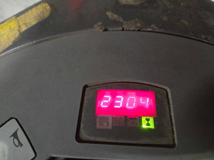 2007-raymond-8400-image-6